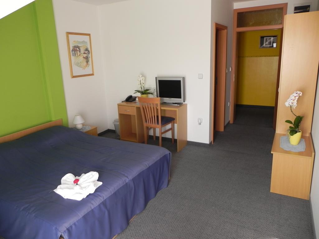 Motel Majolka Ptuj Dış mekan fotoğraf